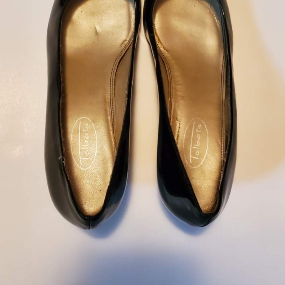 Talbot Women's Black Patent Round Toe Dress Heel Shoes-- Size 8.5N